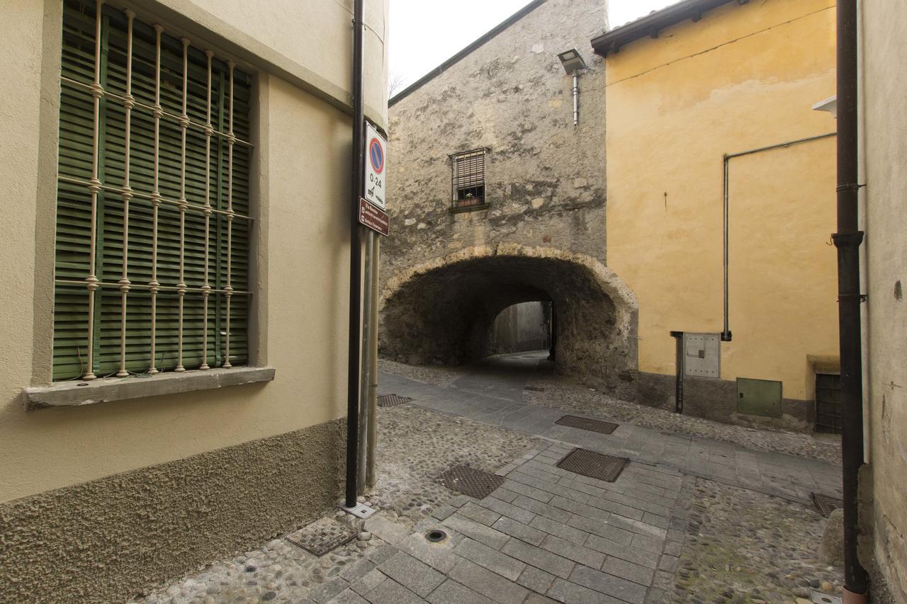 Ferienwohnung Casa Madali' - Nel Borgo Marone Exterior foto