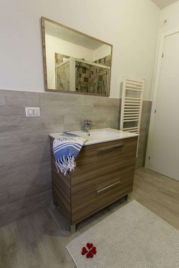 Ferienwohnung Casa Madali' - Nel Borgo Marone Exterior foto